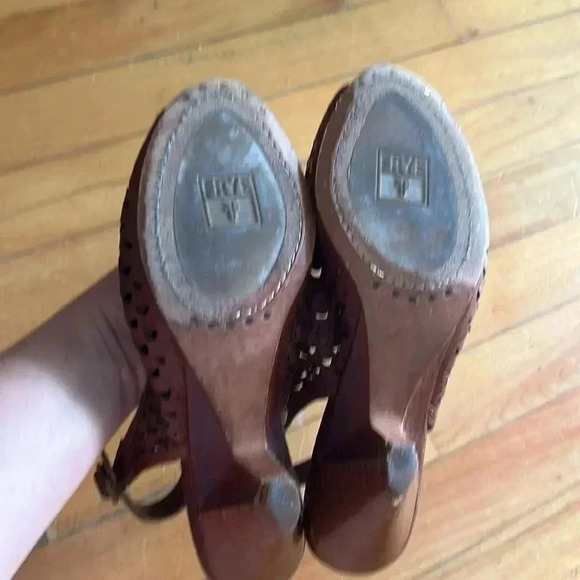 Frye  peep toes - Picture 6 of 6
